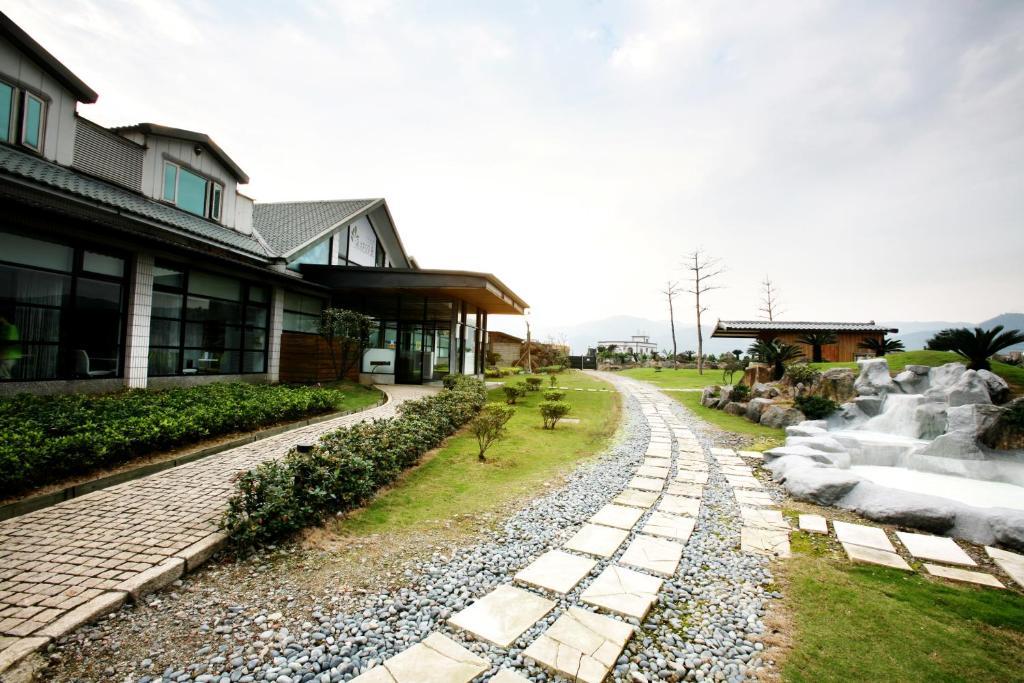 Chat Hot Spring Resort Keelung Exterior foto